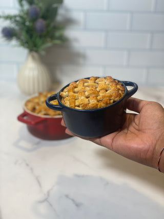 Salted Caramel Apple pie (8oz)