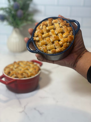 Salted Caramel Apple pie (8oz)
